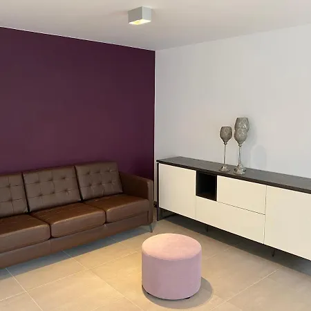 La Poivriere 4* 더뷔