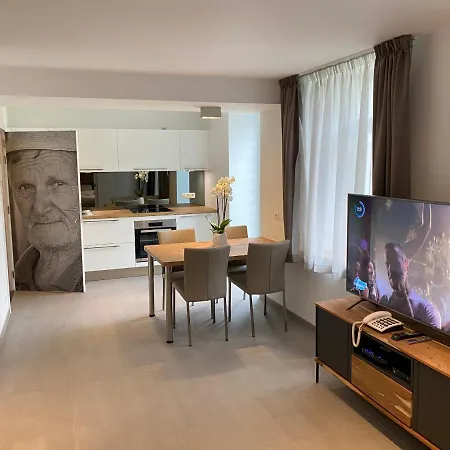 La Poivriere 아파트호텔 더뷔